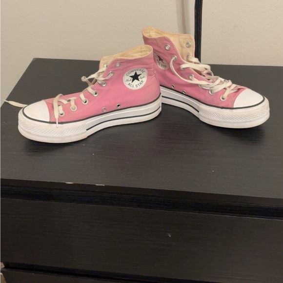 Converse Pink Canvas Sneakers - Picture 1 of 3